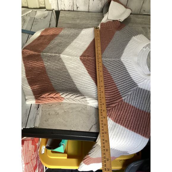 Shein Chevron Stripe Knit Sweater S Pink Grey Cream Chunky Crewneck Pullover - Picture 4 of 5